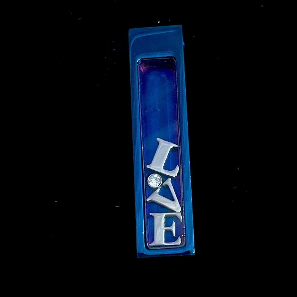 LOVE One-of-a-kind ! Moving Letters  Pendant NEW